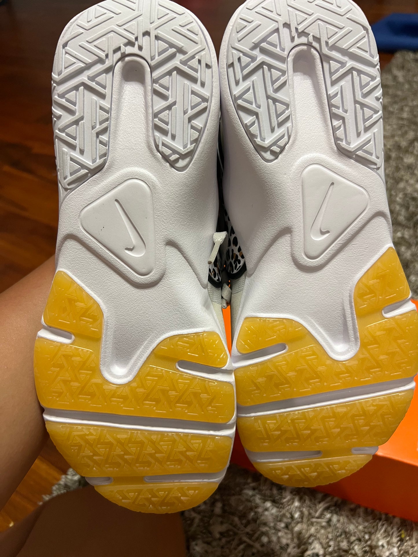 Nike Legend Essential 2 Prm